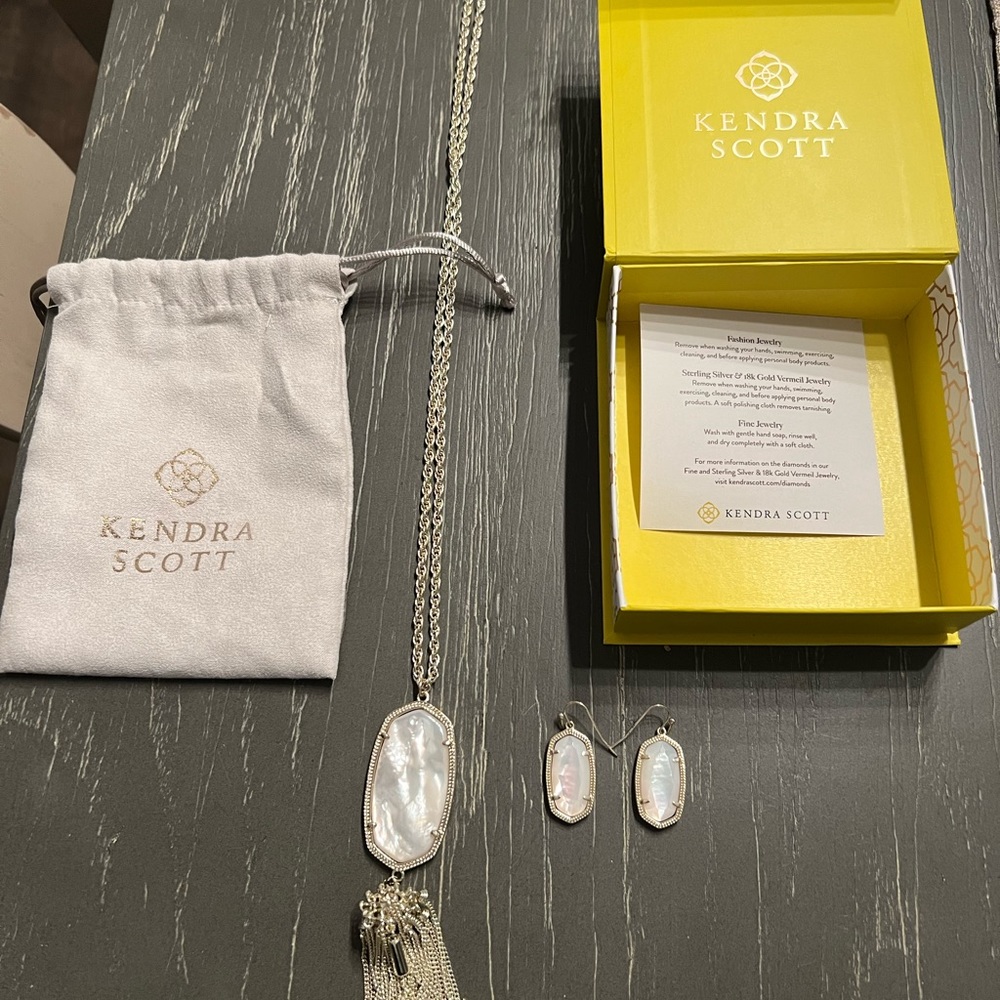 New Kendra Scott necklace and earrings.